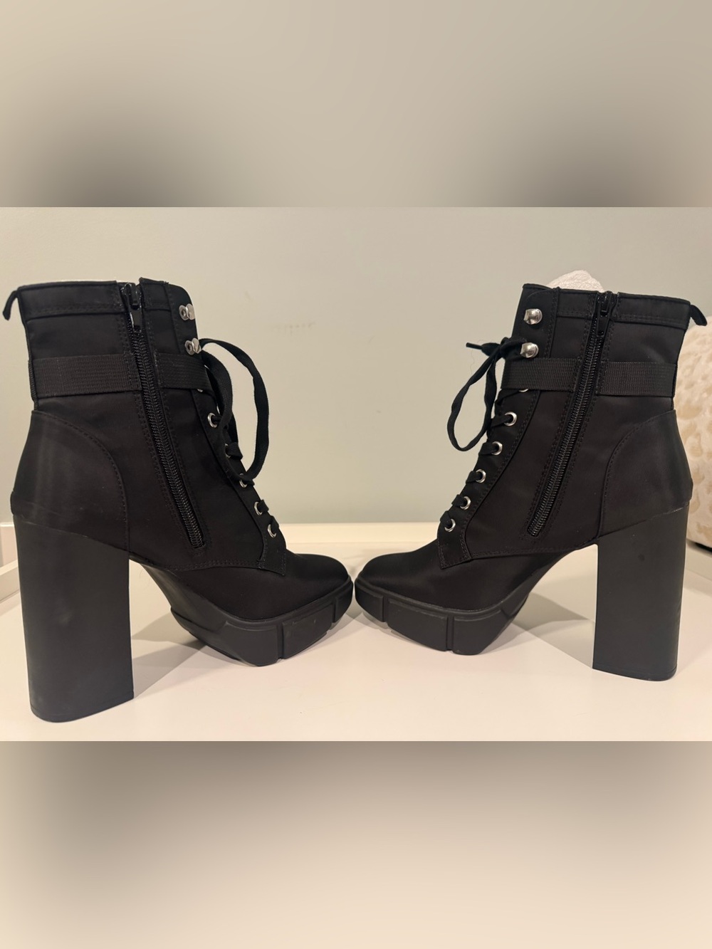Steve Madden Herrick Black Platform Heeled Combat Boots Size 8 Rare - Picture 5 of 6